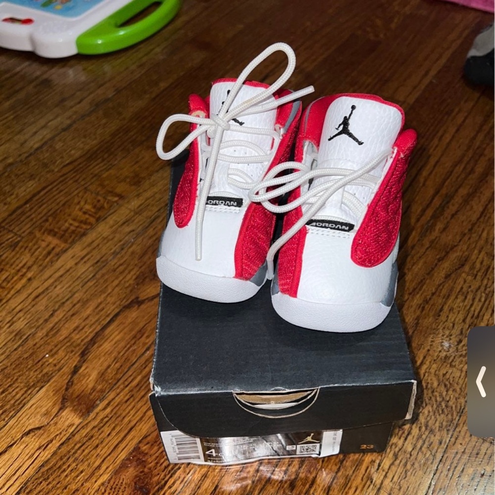 JORDAN 13’s